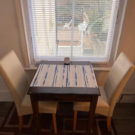 Lovely - 1 Bedroom Flat In Hastings Town Centre Buitenkant foto