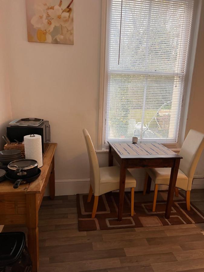 Lovely - 1 Bedroom Flat In Hastings Town Centre Buitenkant foto